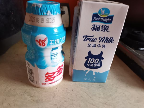 多多1瓶，牛奶100cc，食材全聯皆買的到