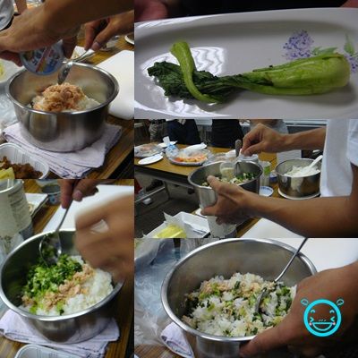 先將青江菜燙熟放涼後切成細末，熟飯拌入鮪魚罐頭及青菜末，加上2匙飲氧品，充分拌勻即可。