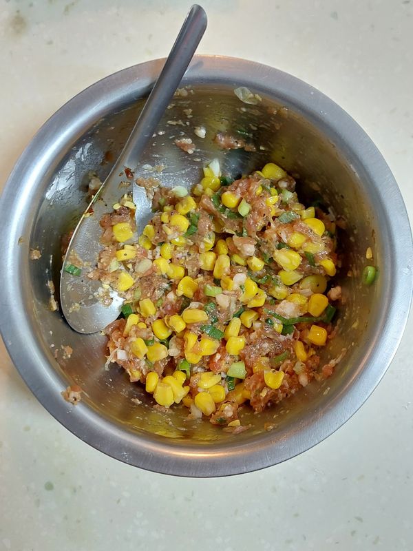 （肉餡的狀態）