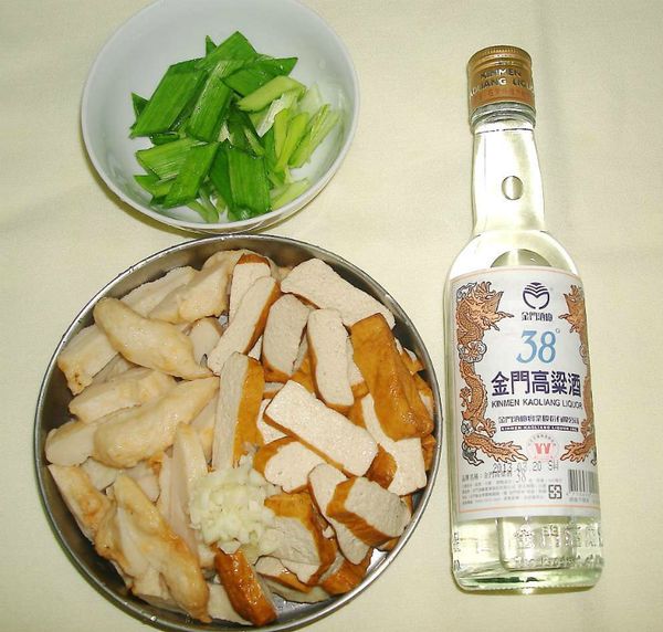 備好所需食材...