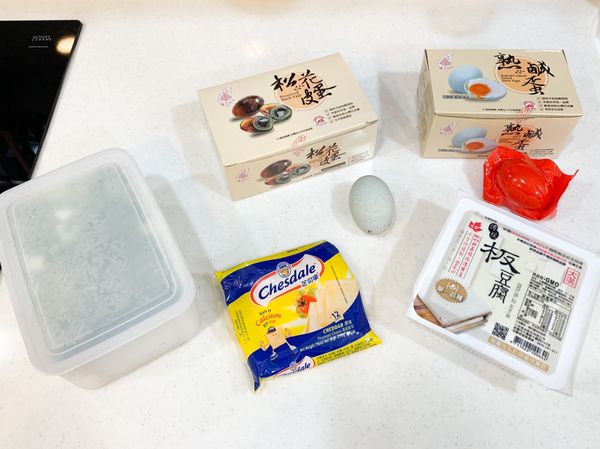 使用到的食材如圖所示