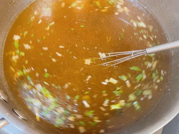 開小火攪拌至融化即可
接著放冰箱冷藏