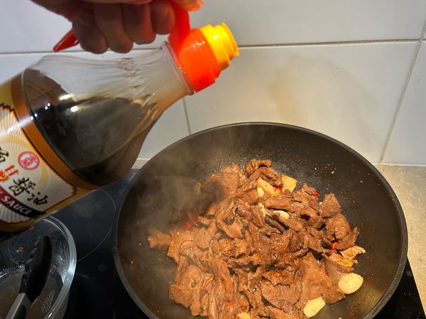 加入醬油