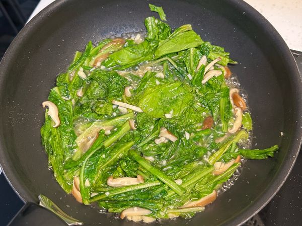 蔬菜出水後即可關火成盤