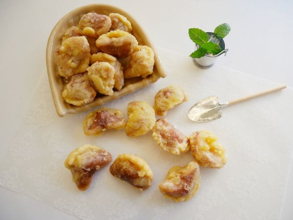 一起來採收「炸菱角酥」吧！！