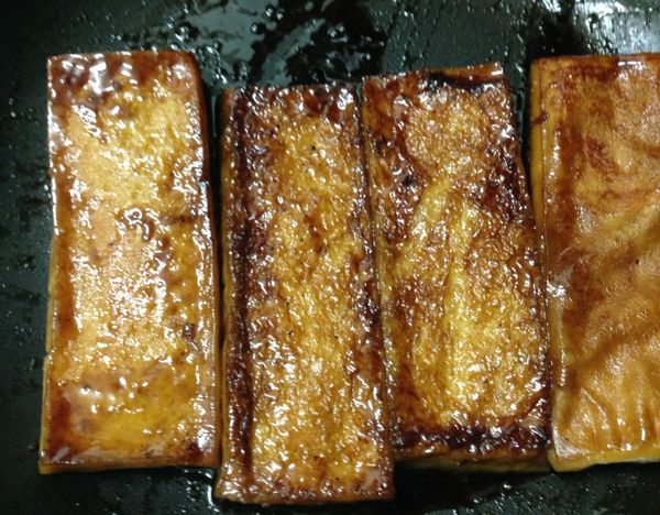 湯汁收至7,8分乾取出百頁