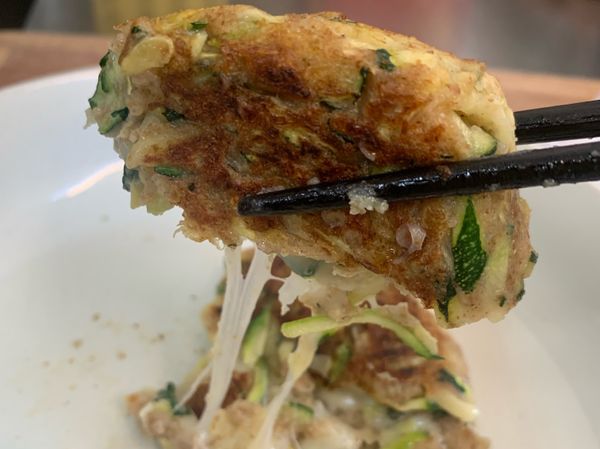 趁熱吃即可拉絲。