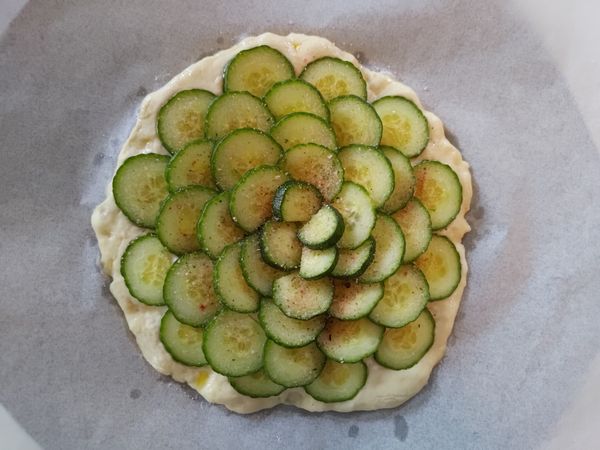 溫暖處靜置30分鐘
（看起來沒什麼變化）

烤箱預熱220度，烤18分鐘