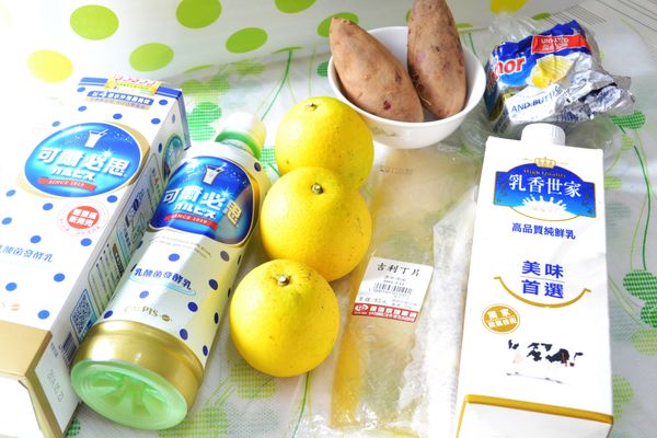 準備好所需食材。