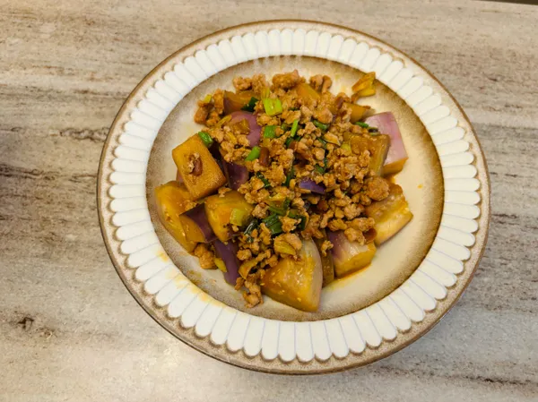 完成✅～灑一點香菜（或芹菜綠）點綴
