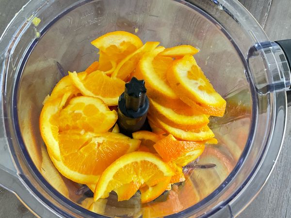 不需要打成糊狀，留些顆粒口感會比較好。