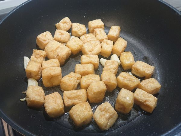 下小油泡 煎一下