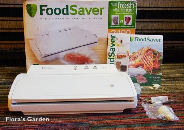 全球真空保鮮機第一品牌，透過真空封存，能讓食物比起一般保存方式延長長達５倍的賞味期限，有效留住最佳口感、色澤和營養成份，不用再因保存方式不當或過期動輒丟棄變質腐敗的食物。