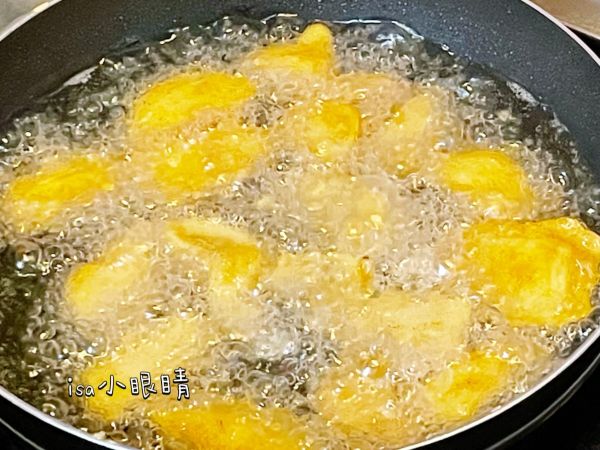 下油鍋炸。