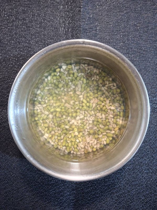 清水浸泡4~8小時以上【夏天必須冷藏浸泡】