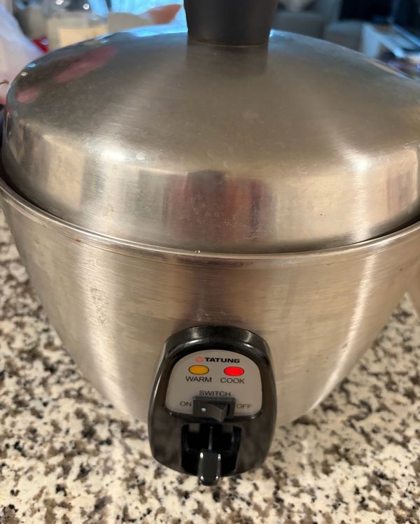 外鍋放兩杯水開始煮