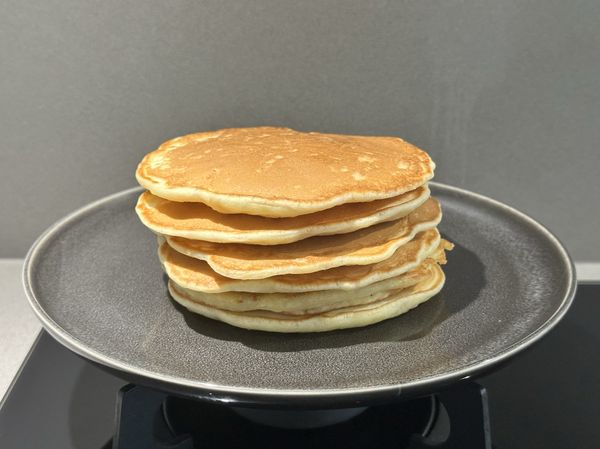 ●這麵糊量能煎六片這樣大小的鬆餅，可以依食量斟酌調整。