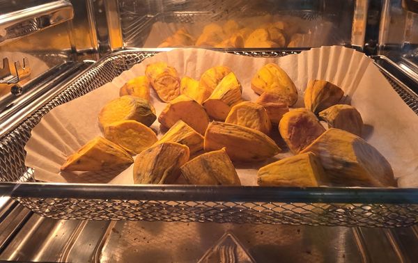 放回氣炸烤箱，180度再烤個10分鐘。