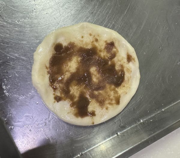 塗上油酥，增加層次感