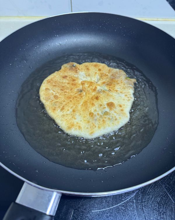 煎炸至兩面金黃就完成囉！