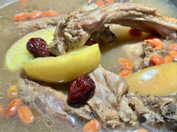 ●最後先熄火再把枸杞加進來，就完成啦。