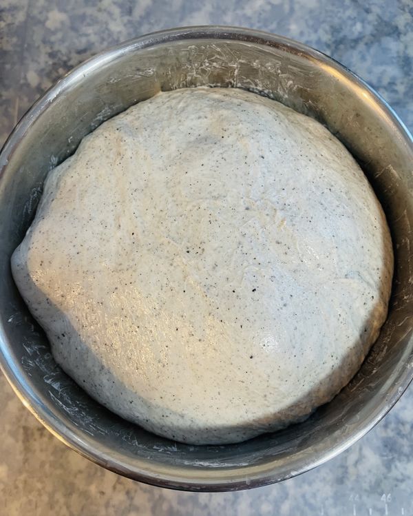 這是從冰箱拿出來，在室溫放15分鐘後的狀態；