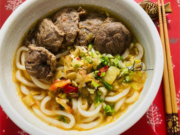 加了麵條，ㄧ餐完成^ ^。