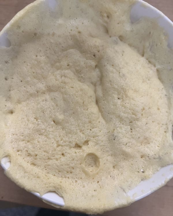 用微波爐1000W2分鐘10秒取出蛋糕