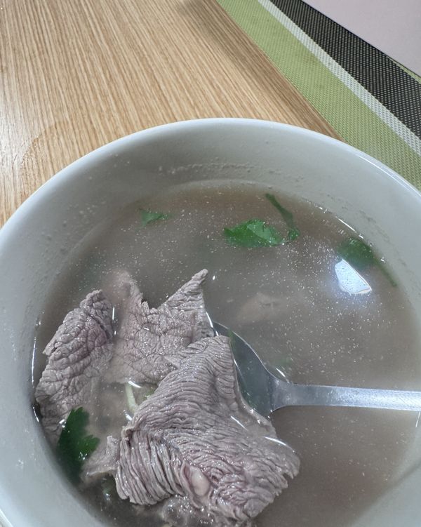 即為美味的鮮牛肉湯