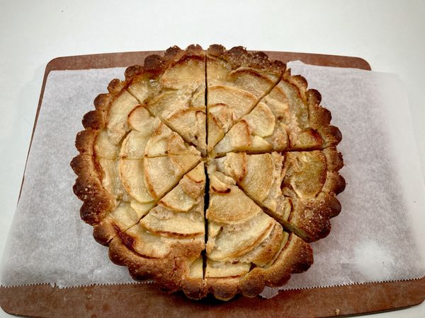 再用刀切分成所需的份量與大小