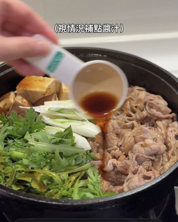 視情況補點醬汁。