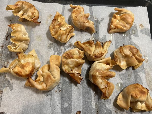 完成 可以撒胡椒或沾自己喜歡的醬
