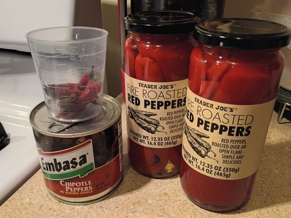 準備材料。

※我想更辣些，所以加了些泰國椒
重量:10克= Chipotle pepper x 3%