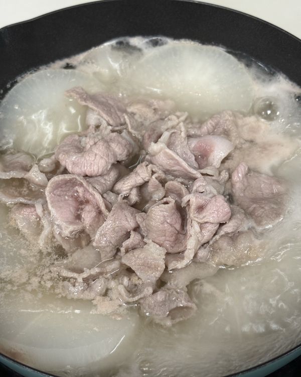 白蘿蔔熟了之後放豬肉