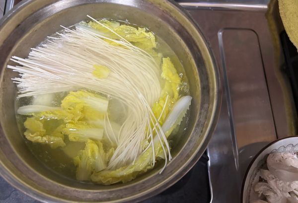加入麵線煮2分鐘
