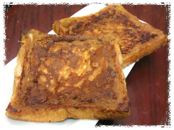 雞蛋與薑汁黑糖的香氣撲鼻，搭配上肉桂蘋果餡更美味！