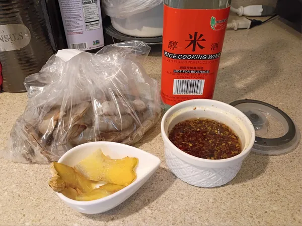 準備食材。

椒麻醬 https://icook.tw/recipes/491890