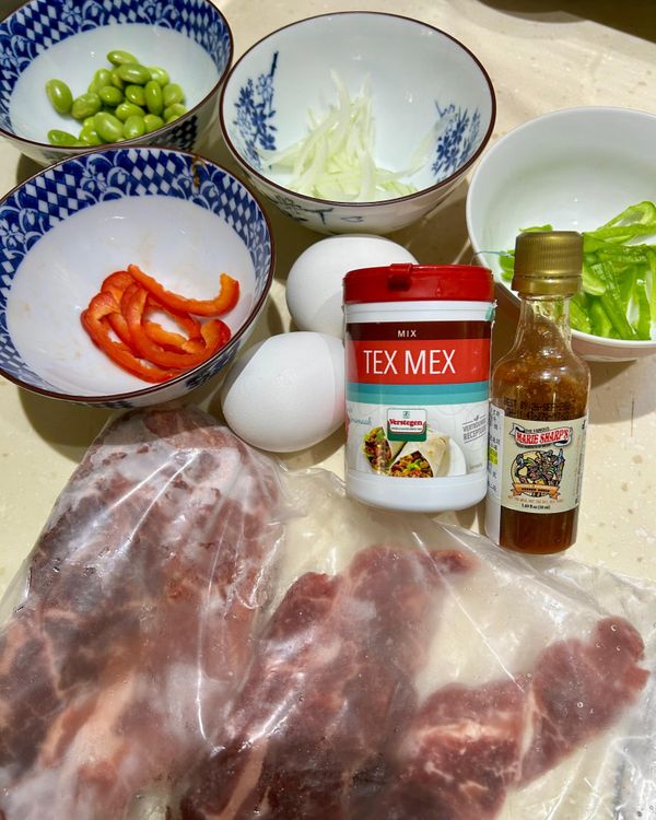 準備好所有所需食材。