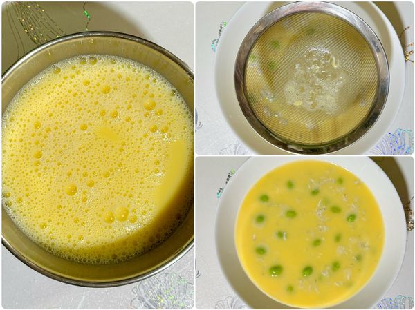 3顆雞蛋打散，加入130ml水輕輕拌勻，再將蛋液過篩一次，倒入準備好的蒸蛋碗盤中。