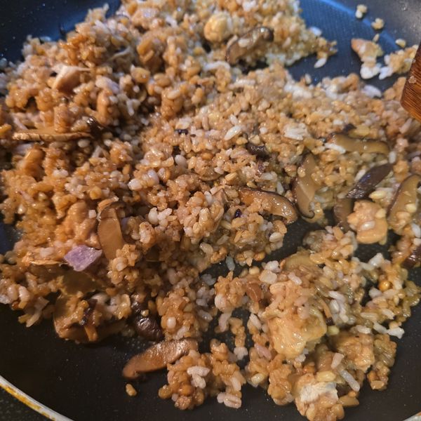 想乾一點再炒一炒