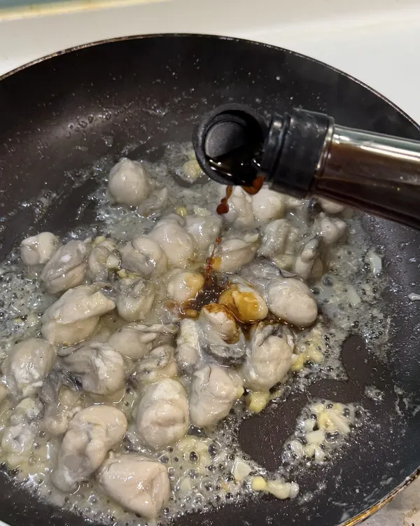 加入3大匙醬油