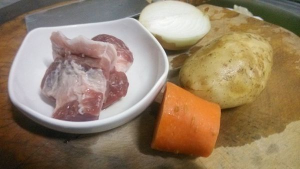 準備相關材料。