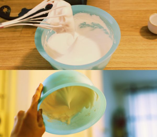 分次把糖加入蛋白打發（攪拌器拿起來時會像冰淇淋的樣子或是倒扣不會流下來為止）