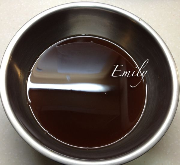 將醬汁調勻備用