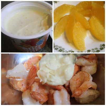 取香吉士果肉. 與優格 (我選擇水蜜桃芒果口味的)
將煎好的蝦仁, 拌入1大匙的優格, 攪拌均勻, 再與香吉士一同盛盤即完成