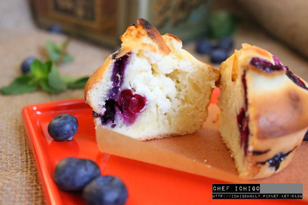 馬芬的切面, 有滿滿的奶油乳酪藏在裡面唷!