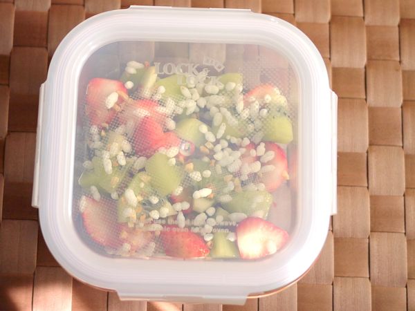 就算吃不完，只要輕鬆扣起再入冰箱冷藏也可以，保持新鮮又不變色