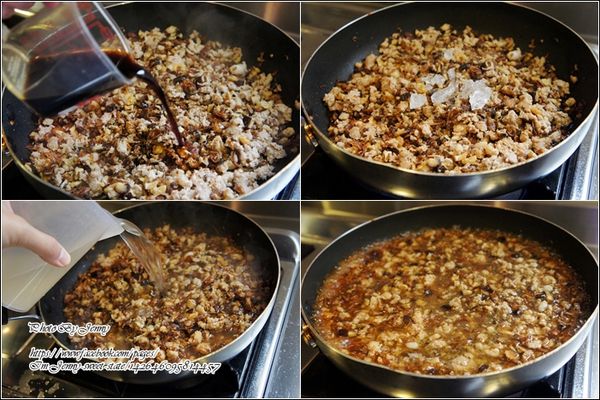 加入所有調味料拌勻，倒入高湯以大火煮滾。