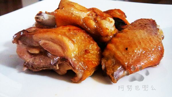 先烤10分鐘，再翻面烤個5分鐘，筷子可以順利戳過去就是完成囉!