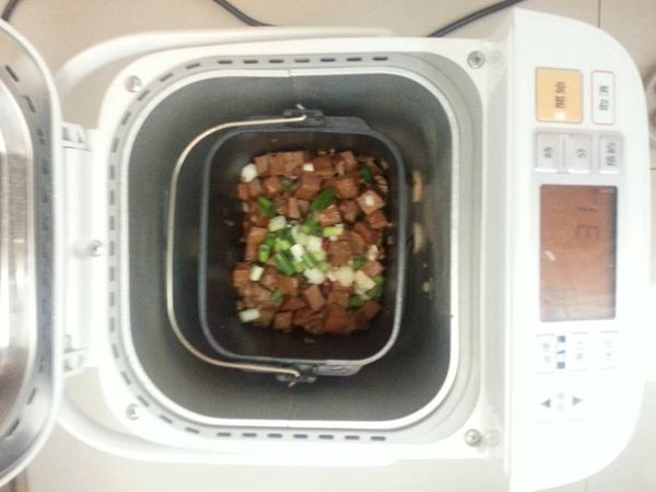 果醬26行程有120分,在剩30分時加入蔥,蒜頭,辣椒